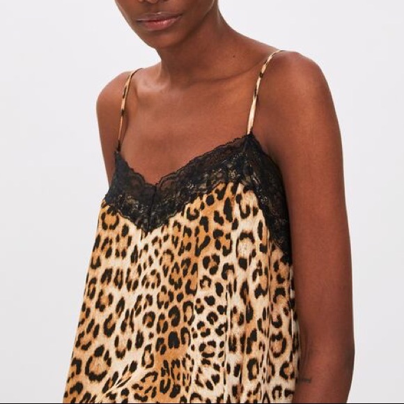 Zara Printed Top with Lace - Picture 2 of 3